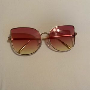 Women’s Ombré Oversized Sunglasses